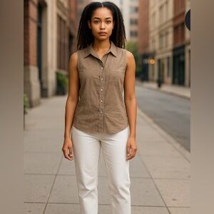 Stephanie Rogers Tan Sleeveless Button Down Shirt. Linen blend. Size S.